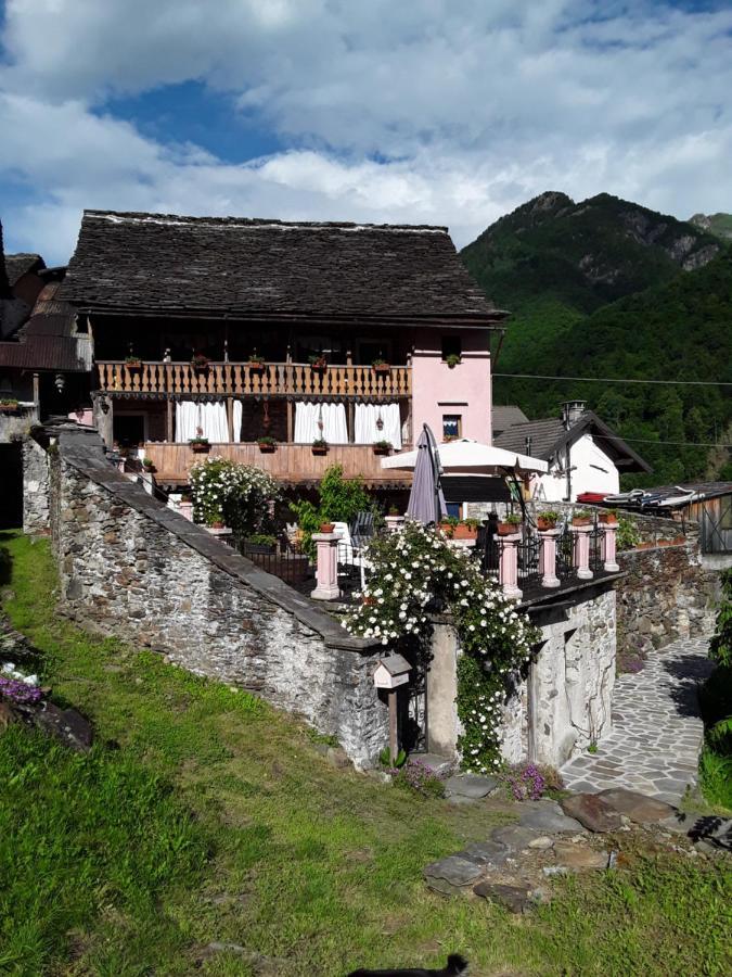 Shanty Calasca-Castiglione Экстерьер фото